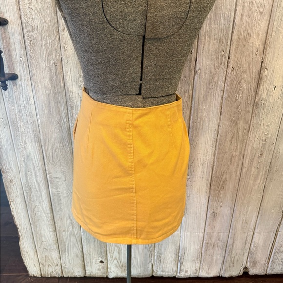 Chloe & Katie Yellow Button-Front Mini Skirt - Picture 3 of 6